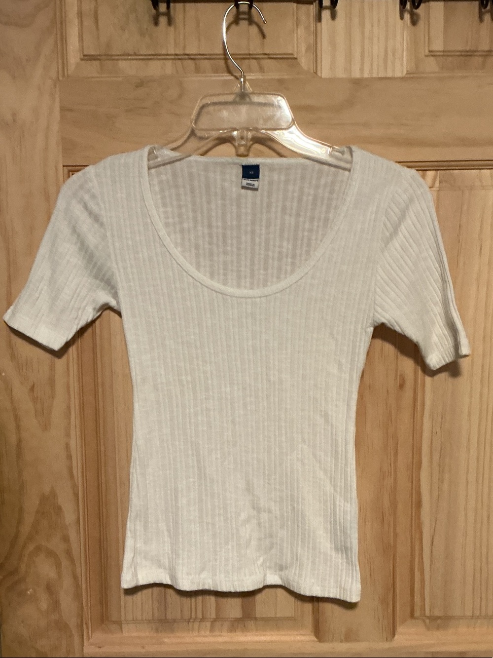Old Navy Cream Ribbed Scoop Neck Short Sleeve Top